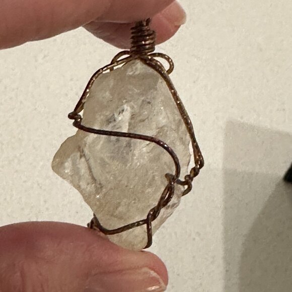 Artisan Vintage Wired Wrapped Clear Quartz Pendant - Picture 2 of 7